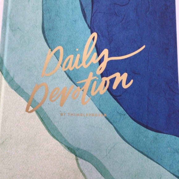 DAILY DEVOTION HARDBOUND GUIDED JOURNAL NWT - Picture 2 of 12